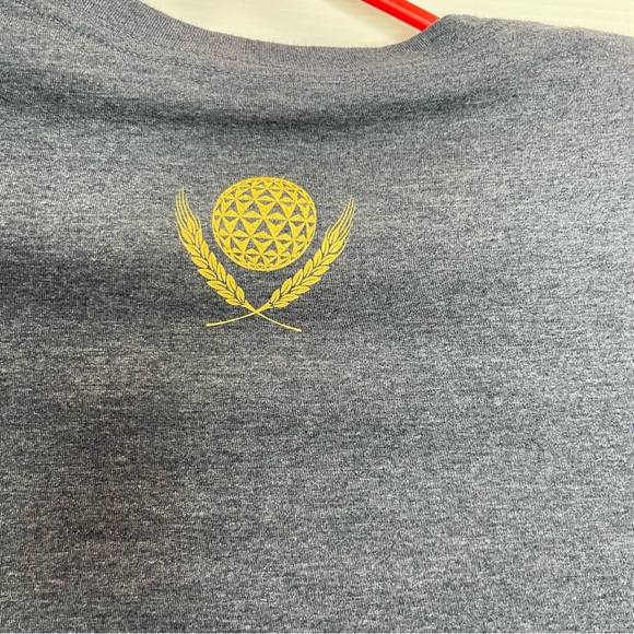 Disney crew neck graphic Tee Shirt Gray Colorful Graphics New - Picture 5 of 8